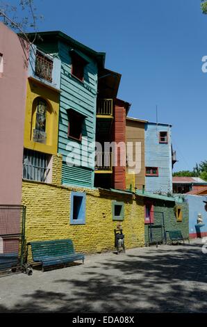 Alley and wooden buildings in the colourful area of Caminito, La Boca, Buenos Aires, Argentina Stock Photo
