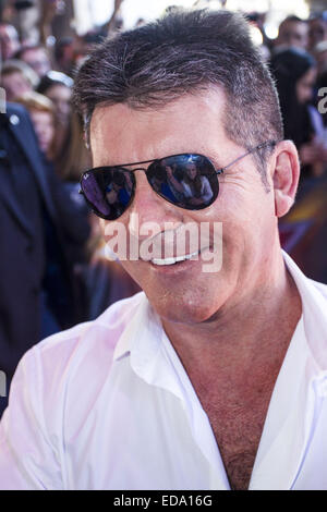 X Factor Judges arrive at the Assembly in Edinburgh  Featuring: Simon Cowell Where: Edinburgh, United Kingdom When: 01 Jul 2014 Stock Photo