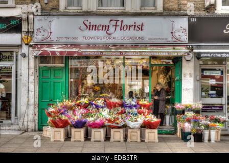 Flower shop,  London   Turkish Florists Hackney Stock Photo