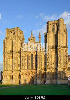 Twin Towers of the West Front of Wells Cathedral Stock Photo