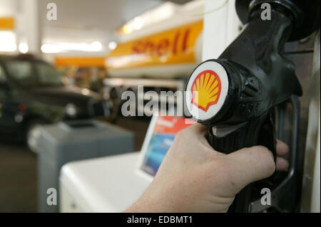 A Shell Filling station on Old Street, London. Stock Photo