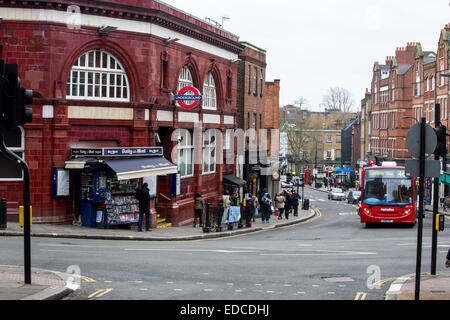 Hampstead High Street tube station underground Stock Photo