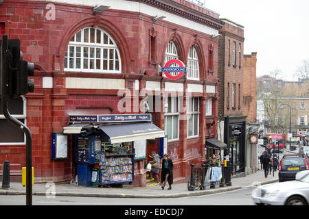 Hampstead High Street tube station underground Stock Photo