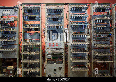 A replica of the Small-Scale Experimental Machine (SSEM) computer ...