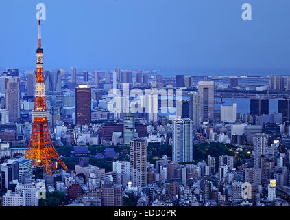Tokyo Tower at dusk, viewed from Moro Tower, Roppongi Hills - Tokyo, Japan Stock Photo