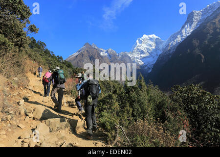 Adult Trekkers on the Tengboche Pass, Everest base camp trek, UNESCO World Heritage Site, Sagarmatha National Park, Solu-Khumbu Stock Photo
