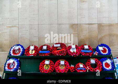 Menenpoort, triumphal arch in the city of Ypres, memorial for those who died in the First World War British and Commonwealth Stock Photo