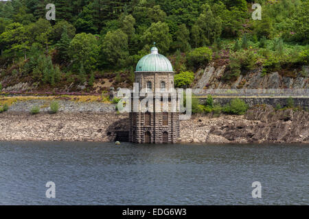 Foel Tower is the intake of the Garreg-ddu Reservoir, water starts its 73 mile journey to Birmingham. Elan Valley, Powys, Wales, Stock Photo