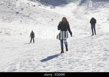 Campo Felice Ski Resort, Abruzzo, Italy. 6th January, 2015. Italians flock to the Campo Felice Ski Resort to enjoy the national Epiphany public holida Credit:  Gari Wyn Williams / Alamy Live News Stock Photo