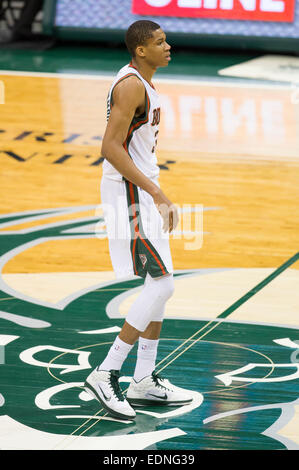 Milwaukee, WI, USA. 6th Jan, 2015. Milwaukee Bucks guard Giannis Antetokounmpo (34) during the NBA game between the Phoenix Suns and the Milwaukee Bucks at the BMO Harris Bradley Center in Milwaukee, WI. Suns defeated the Bucks 102-96. John Fisher/CSM/Alamy Live News Stock Photo