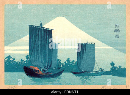 Fuji ni hansen, Sailboats and Mount Fuji., Uehara, Konen, 1878-1940, artist, [between 1900 and 1920], 1 print : woodcut, color ; 11.9 x 18.0 cm., Print shows sailboats with fiew of Mount Fuji. Stock Photo
