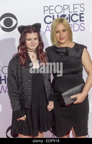 Los Angeles, California, USA. 7th Jan, 2015. Actress Patricia Arquette and daughter Harlow Olivia Calliope Jane attend the 41st Annual People's Choice Awards at Nokia Theatre LA Live on January 7, 2015 in Los Angeles, California. Credit:  Ringo Chiu/ZUMA Wire/Alamy Live News Stock Photo