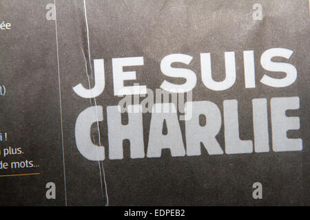 London,UK. 8th January 2015. French Newspaper reaction following the attacks on the offices of the French satirical magazine Charlie Hebdo which claimed the lives of editorial staff and police officers Credit:  amer ghazzal/Alamy Live News Stock Photo