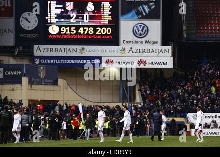 Madrid, Spain. 7th Jan, 2015. Real Madrid team group Football/Soccer : Real Madrid players looks dejected after the Spanish 'Copa del Rey' between Atletico de Madrid 2-0 Real Madrid CF at the Vicente Calderon stadium in Madrid, Spain . © Mutsu Kawamori/AFLO/Alamy Live News Stock Photo