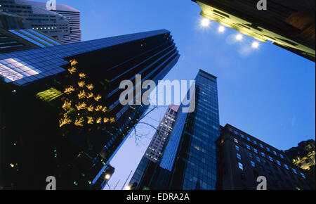 USA, New York, Trump Tower bei Nacht Stock Photo