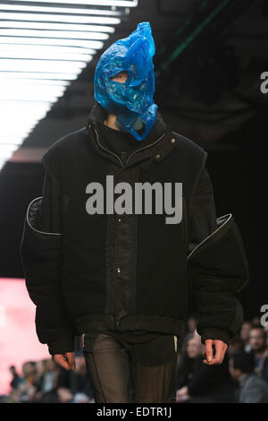 London, UK. 09 January 2015. The runway show of fashion designer Christopher Shannon at the Topman Show Space: The Old Sorting Office during London Collections: Men, the menswear fashion week in London. Photo: CatwalkFashion/Alamy Live News Stock Photo