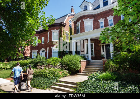 Chicago Illinois,South Side,South Woodlawn Avenue,houses,homes,mansions,woman female women,man men male,couple,family families parent parents child ch Stock Photo