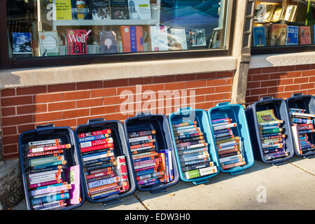 Chicago Illinois,Little Italy,West Taylor Street,bookstore,books,display sale bins,IL140907107 Stock Photo