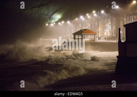 Aberystwyth, Wales, UK. 9 January 2015. As more stormy weather comes in from the Atlantic high-tide and strong winds bring rough seas off Aberystwyth Promenade Credit:  Alan Hale/Alamy Live News Stock Photo