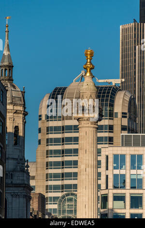 The Monument to the Great Fire of London is a fluted Doric column in the City of London Stock Photo