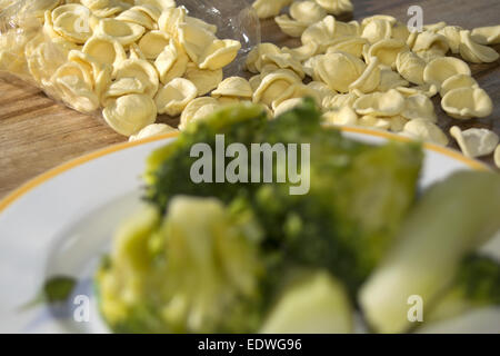 tasty Italian speciality: orecchiette typical pasta of the Apulia with broccoli Stock Photo