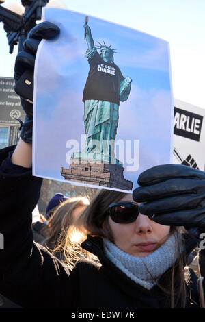 New York, USA. 10th Jan, 2015. Camille Giraudont of France shows her support during a rally or free speech and expression Saturday, Jan. 10, 2015, in Washington Square Park in New York City. (Photo by Shoun A. Hill) Credit:  Shoun Hill/Alamy Live News Stock Photo