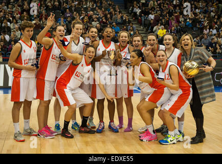 Birmigham, UK. 11th January, 2015.  The City Of Sheffield Hatters win WBBL Trophy Final. Hatters won the match against the Nottingham Wildcats 76-62.  Stephen Bartholomew/Stephen Bartholomew Photography Stock Photo