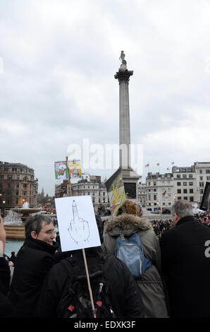 People gathered at Trafalgar Square on 11 January 2015 to show support for those killed in Paris at Charlie Hebdo Stock Photo