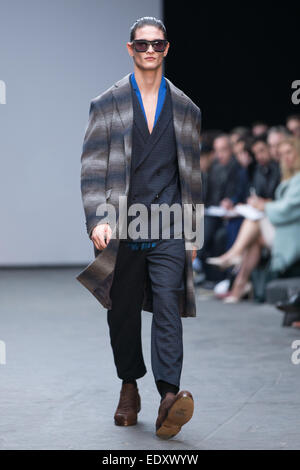 London, UK. 11th January 2015, Old Sorting Office, London UK. Casely - Hayford present their catwalk show at London Collections: Men Credit:  Chris Yates/Alamy Live News Stock Photo