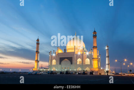 Siddiqa Fatima Zahra Mosque in Kuwait Stock Photo