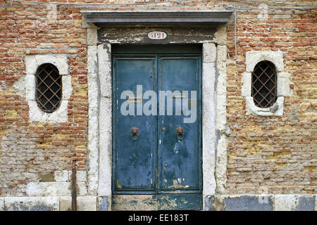 Alte Haeuser im Stadtteil Dosoduro, Venedig, Italien Stock Photo