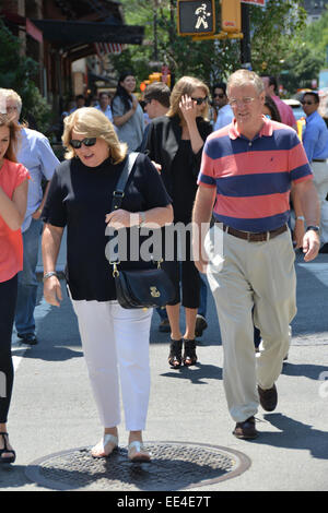 Taylor Swift spotted out in New York wearing all black carrying the Dolce & Gabbana 'Sara Handbag'  Featuring: Taylor Swift,Scott Swift,Andrea Finley,Andrea Finlay Where: Manhattan, New York, United States When: 11 Jul 2014 Stock Photo