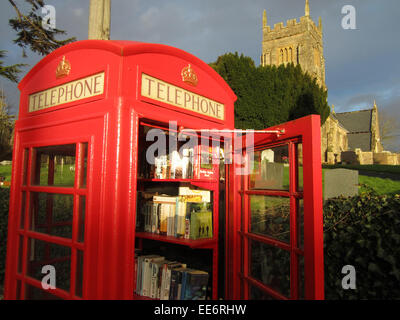 phone box library in somerset village Stock Photo