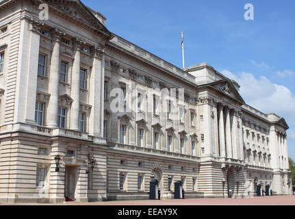 Landscape view of Buckingham Palace in London, UK Stock Photo