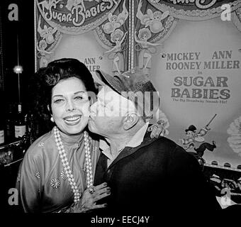 Mickey Rooney kisses Ann Miller, 1983 Stock Photo