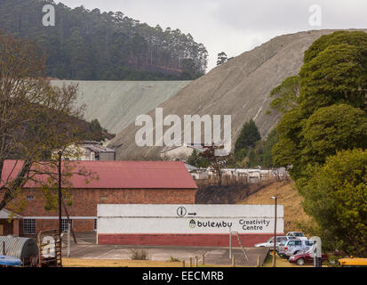 BULEMBU, SWAZILAND, AFRICA - Former asbestos mining town, now largely unoccupied, with mountain of mine tailings. Stock Photo