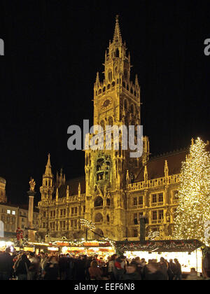 Deutschland, Bayern, Muenchen, Rathaus, Weihnachtsmarkt, Abend, Europa, Sueddeutschland, Oberbayern, Stadt, Christkindlmarkt, Ma Stock Photo