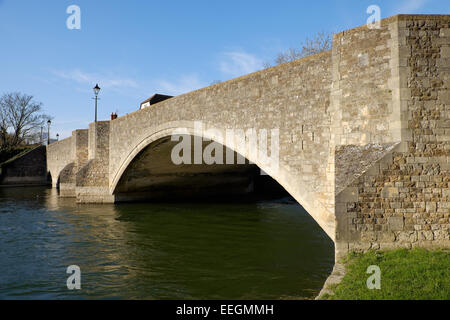 The old stone road bridge over the River Thames, in Abingdon, Oxfordshire. Stock Photo