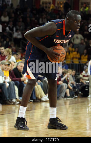 Massachusetts, USA. 17th Jan, 2015. Virginia Cavaliers guard Marial Shayok (4) with the ball during the first half of an NCAA basketball game between the Virginia Cavaliers and Boston College Eagles at Conte Forum in Chestnut Hill, Massachusetts. Virginia defeated Boston College 66-51.  Credit:  Cal Sport Media/Alamy Live News Stock Photo