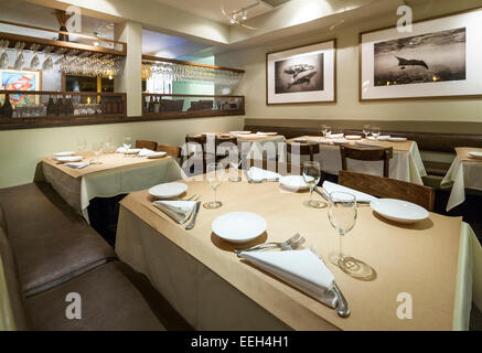 Passionfish Gourmet Seafood Restaurant in Pacific Grove, Monterey, California. Interior. Stock Photo
