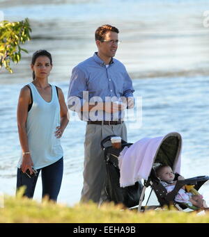 Katie Holmes and Ryan Reynolds film scenes for their upcoming movie 'Woman In Gold' on location in a park  Featuring: Katie Holmes,Ryan Reynolds Where: Encino, California, United States When: 16 Jul 2014 Stock Photo