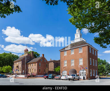 Delaware Street in the historic district showing the Old New Castle Court House, New Castle, Delaware, USA Stock Photo