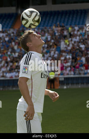 Real Madrid's German midfielder Toni Kroos vies for the ball during the ...