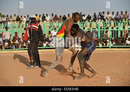Nuba fighting, Nuba Wrestling, Haj Yusef district, Kharthoum, Sudan Stock Photo