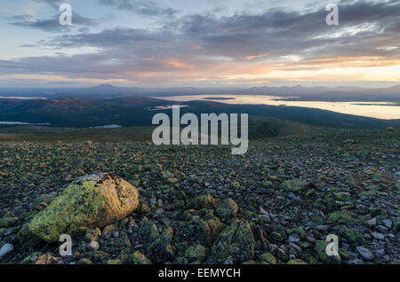 Blick vom Berg Elgahogna, Femundsmarka Nationalpark, auf den See Femunden, Hedmark Fylke, Norwegen, Juli 2011 Stock Photo