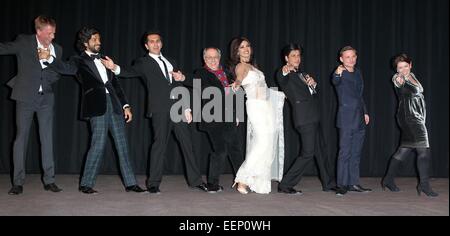 Mathias Schwerbrock, director Farhan Akhtar, producer Ritesh Sidhwani, Festival director Dieter Kosslick, Indian actress Priyanka Chopra Roma, Indian actor Shah Rukh Khan, German actor Florian Lukas und actor Kerstin Huus L-R Berlinale 2012, Premiere 'Don - The King Is Back', Friedrichstadt-Palast, on February 11, 2012, Berlin (Germany) Stock Photo