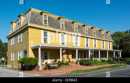 Maryland, Eastern Shore, Oxford, Robert Morris Inn, built 1710 (since enlarged) as house for Robert Morris, Jr. Stock Photo