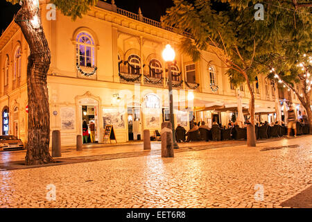 Reisen, Europa, Portugal, Madeira; Cafe The Ritz in Funchal, Nachtaufnahme. Stock Photo