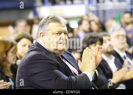 Athens, Greece. 21st January 2015. Evangelos Venizelos, the Greek Deputy Prime Minister and Minister for Foreign Affairs and President of PASOK, applauds during the speech of Sergei Stanishev (right), the President of the Party of European Socialists and former Prime Minister of Bulgaria, poses for the cameras. PASOK (Panhellenic Socialist Movement) the junior partner in the current Greek government held their final election rally in Athens. Main speakers were the president of PASOK Evangelos Venizelos and Sergei Stanishev,President of PES. Credit:  Michael Debets/Alamy Live News Stock Photo
