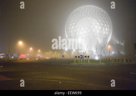 Belfast, UK. 21st January, 2015. UK Weather: RISE sculpture by Wolfgang Buttress  at Broadway roundabout, Belfast UK.  21st January 2015 Dense fog Descends on Belfast reducing visibility to 100 metres in places Credit:  Bonzo/Alamy Live News Stock Photo